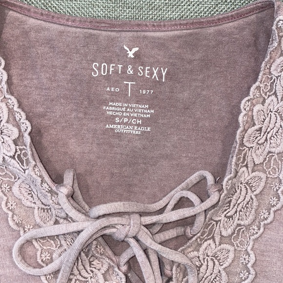 American Eagle soft & sexy flouncy lace up long sleeve top size small - Picture 2 of 6